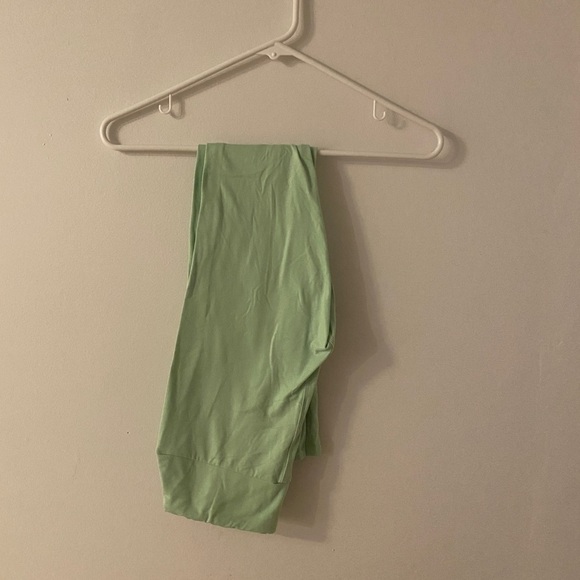 NWOT Lularoe Mint Green Buttery Soft Leggings One Size Comfortable Casual - Picture 6 of 13